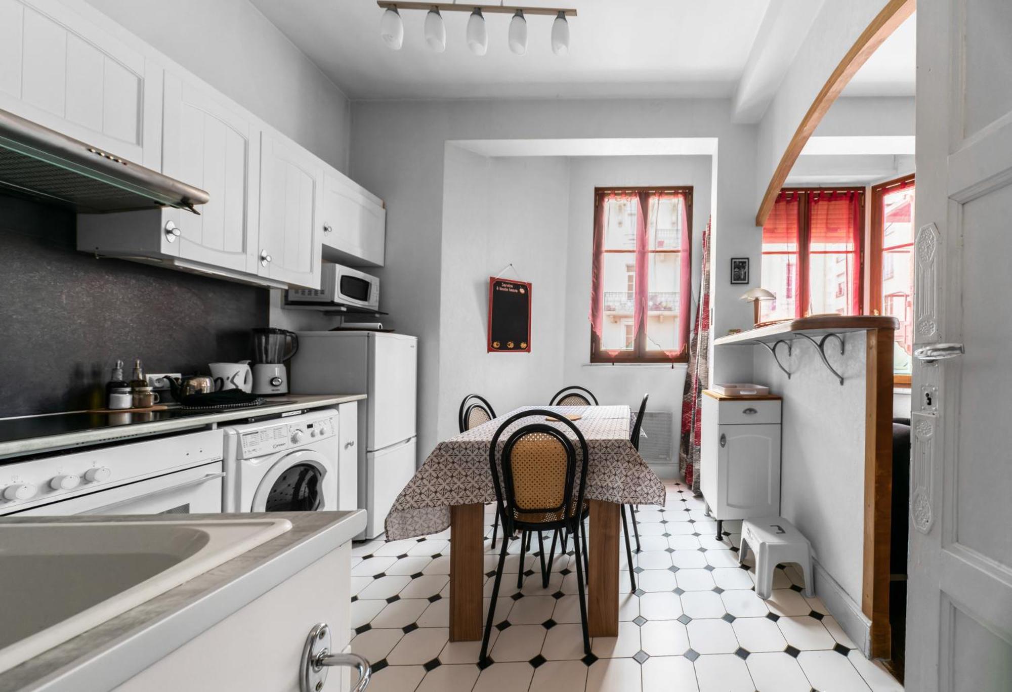 Le Lasteyras - Appartement Charmant En Centre Ville Vichy Exteriér fotografie